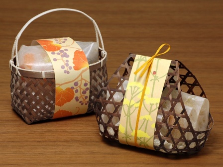 帯紙「おみなえし」「えびらずら（山葡萄）」使用例