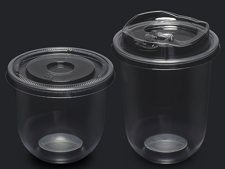 【左】00-13125-244 U型PPコップ 96φ Q-360PP 400mlに00-13125-248 96φ平蓋（穴無し）ECOをセット【右】00-13125-245 U型PPコップ 96φ Q-500PP 500mlに00-13125-268 96φダイレクトリッドをセット